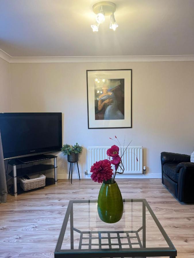 Edinburgh City Centre - Powderhall Modern Spacious 2 Bedroom Apartment With Free Parking Exteriör bild