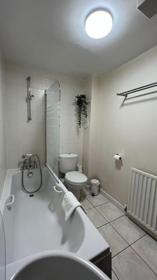 Edinburgh City Centre - Powderhall Modern Spacious 2 Bedroom Apartment With Free Parking Exteriör bild